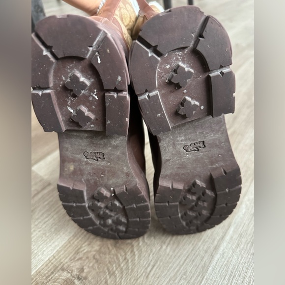 Raina Boot In Signature Jacquard - Picture 12 of 12